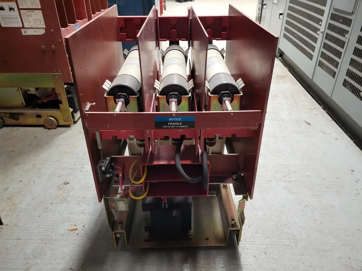 Used SIEMENS 88H3533044A1AT Switchgears British Columbia CA | Lenmark #240634
