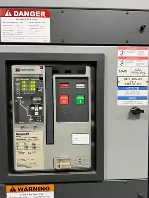 LV Double-Ended Unit Substation - 2 x 2000/3000kVA, 13.8kV Transformers w/ 600V MAGNUM DS Switchgear