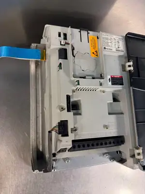 Allen Bradley PowerFlex 700 VFD 20BD027A0AYNANC0 /B 400/480V (9.6.1)