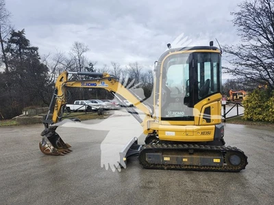 USED 2021 XCMG XE35U