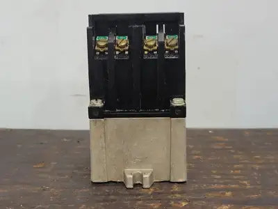 USED ALLEN-BRADLEY 700-P400A4