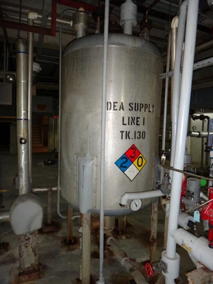433 Gallon 304 Stainless Insulated Vertical Tanks