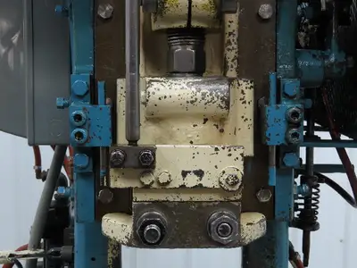 L&J No 2 Mechanical OBI Punch Press 18 Ton 2" Stroke 5-1/2" Throat 1.5Hp 3Ph