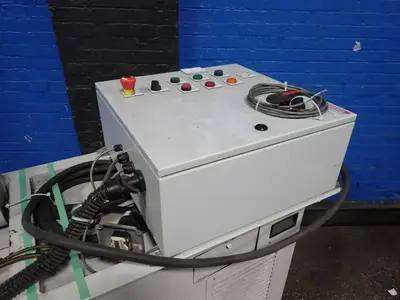 USED LEYBOLD SP250