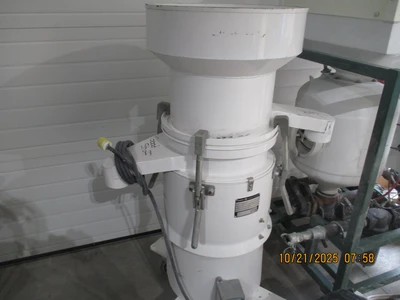 2012 Sponge Jet 85 HP blast pot Blast Cleaning | 520 Machinery Sales LLC (2)