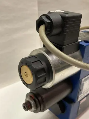 New | in-Stock REXROTH R900347496 Solenoid Valves Ohio US | Surplus Asset Holdings #1247440