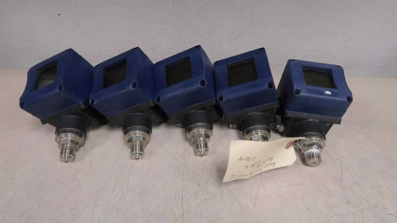 Used WIKA _UNKNOWN_ Industrial Controls Texas US | OCO Industrial #1722044