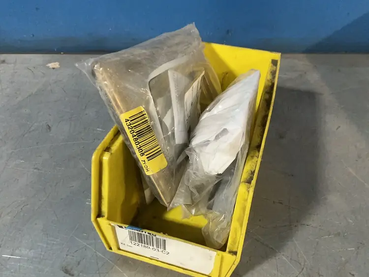 Used HUBBELL _UNKNOWN_ Misc Electrical & Power Parts Ohio US | HGR 24 #1280226