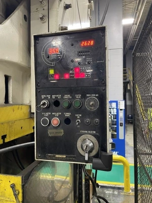 Used 1990 KOMATSU OBS 110 Gap Frame (OBS) Presses Tennessee US | Pearl Equipment #1550189