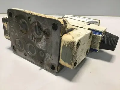 USED VICKERS DG4V32ALMWB40