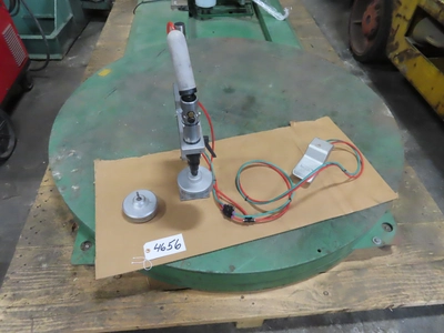 Accutek Pneumatic Chuck Capper