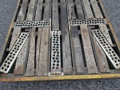 USED STEEL PALLETS 3200 X 1600 X 200 MM