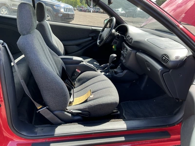 USED 1996 PONTIAC SUNFIRE