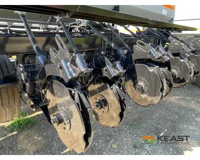 Used CRUSTBUSTER _UNKNOWN_ No-Till Drills Iowa US | Keast Enterprises #1360190