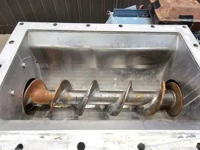 USED TITAN / OY PETSMO PRODUCTS P4000/250