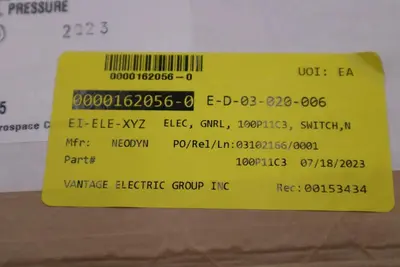 NEW IN BOX  ITT NEO DYN 100P11C3 ADJUSTABLE PRESSURE SWITCH STOCK G132