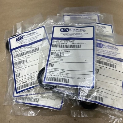 LARGE LOT OF ASSORTED OIL SEALS (SEE PHOTOS & DESCR.FOR SIZES) FAST SHIPPING!!