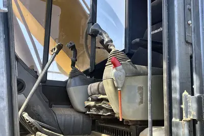 Used 2012 KOMATSU PC200LC-8 Excavators California US | Proxy Equipment #1378330
