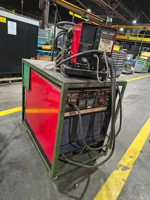 LINCOLN ELECTRIC CV-400 Welder | ESS Industrial Equipment Sales (2)