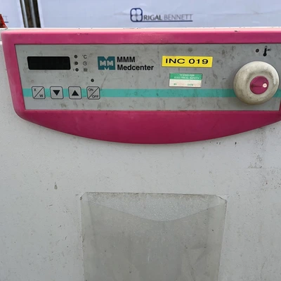 100 L Incucell Incubator