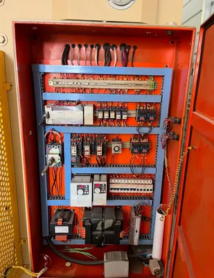 2007 U.S. INDUSTRIAL USHB200-13 Press Brakes | Lion Machinery (2)