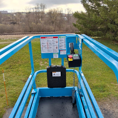 USED 2017 Genie GS-1930