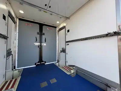Used 2023 FORD E-350 Reefer Trucks Florida US | Truck and Van Outlet #1509225