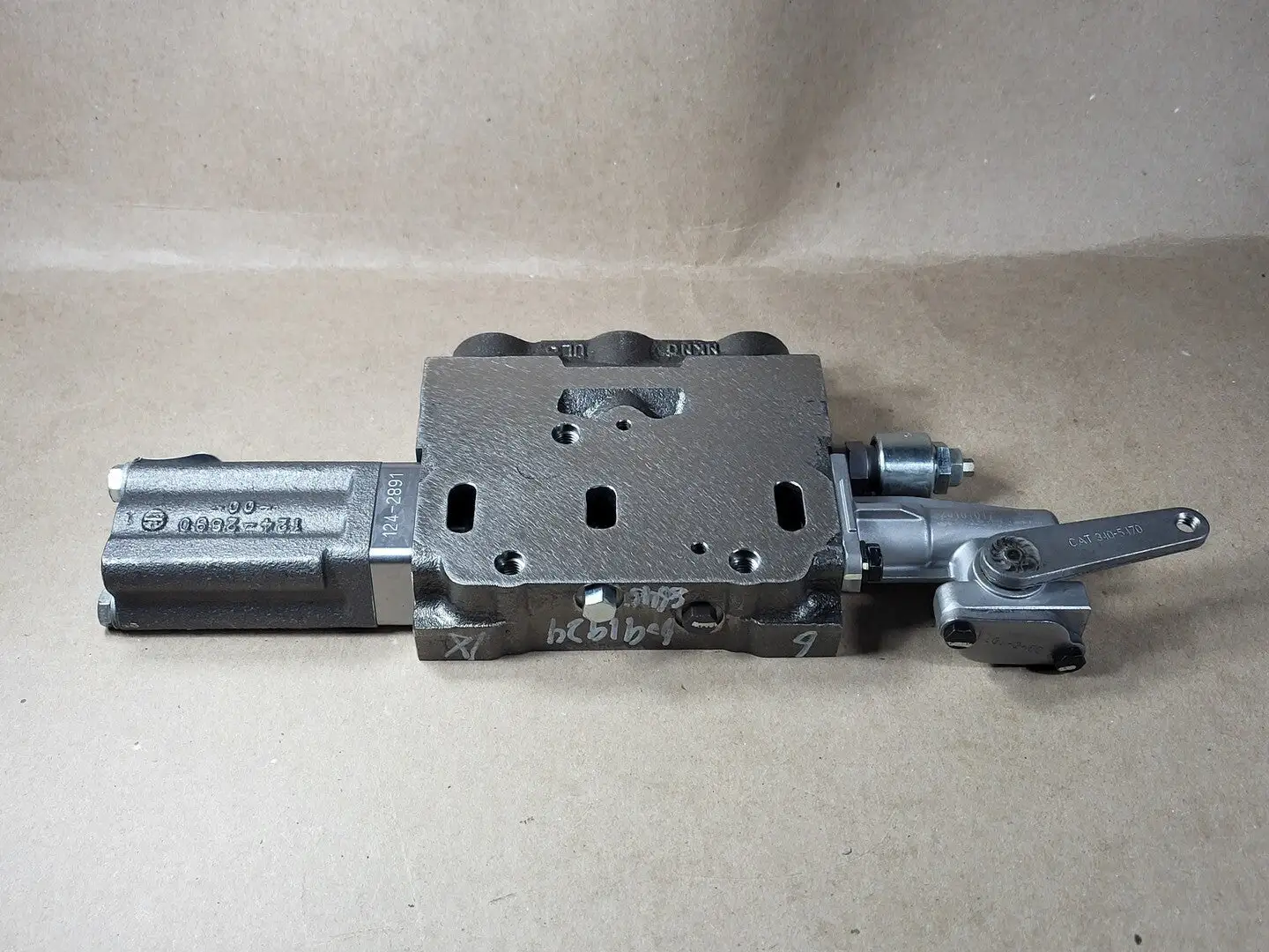 NEW CATERPILLAR 130-3114