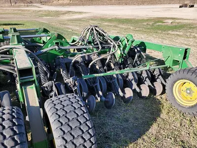 USED 2016 JOHN DEERE 1890 / 1910