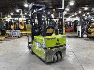 USED 2020 CLARK TMX25