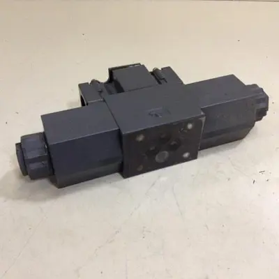 USED YUKEN DSG-01-3C40-D24-5018