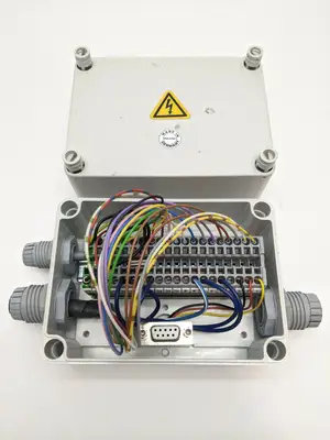 ViscoPro-C,E245292 | Viscotec ViscoPro-C Control Box Enclosure 4-3/4" x 3.5" x 3" Rittal E245292 - Used