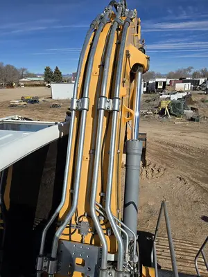 Used 2019 LIEBHERR R924 LC Crawler Excavators Utah US | Berry Machinery #910866
