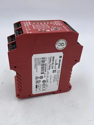 Used ALLEN-BRADLEY ALLEN-BRADLEY 440R-M23088 SER B Relays & Switches | ND Industrial Surplus #1214138