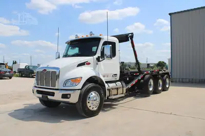 New | in-Stock 2027 PETERBILT 548 Rolloff Trucks Texas US | Roll Off Truck World #1492013