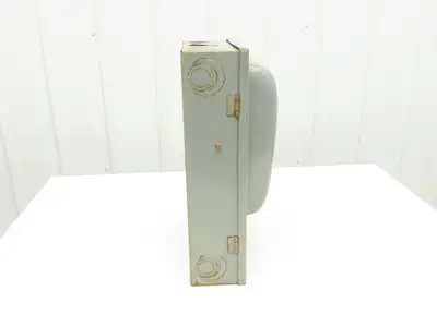 Square D NA 100A Fusible Disconnect Safety Switch Single Throw 3Ph 600V 3 Pole