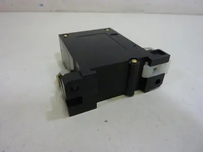 NEW IDEC NRC110L 0.5A