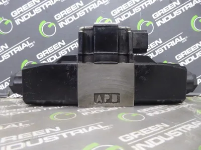 Daikin KS0-G02-2CP-20 Solenoid Control Valve 20 4304 Used