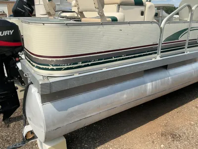 Used 2001 BENNINGTON 227 FS Boats (Misc) Michigan US | Miedema Asset Management Group #1321235