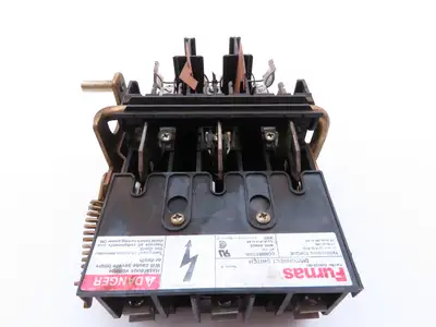 Furnas D46120-001 Fusible Disconnect Switch 30A 600VAC 3Ph 3 Pole Fused Lot of 3