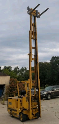 Used Drexel SL-33-ESS-HP Narrow Aisle Forklifts Indiana US | J&J Industrial Supply #1487651