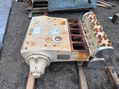 USED NATIONAL OILWELL VARCO 217Q-4M