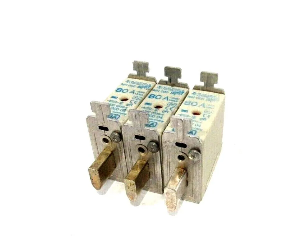 LOT OF 3 NEW MERSEN NH000 80A FUSES NH00080A