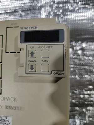 USED YASKAWA YASKAWA SGDB-05VDY1 SERVOPACK DRIVE SGDB05VDY1