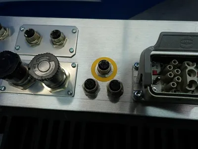 NEW SEW SERVODRIVE PHC21AA075M1E31A00