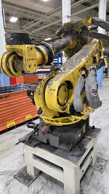USED 2009 FANUC R-2000iB/210F + R-30iA