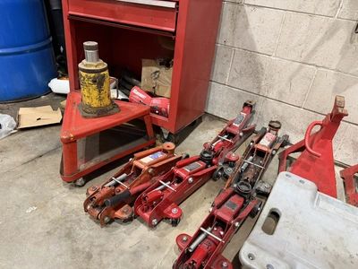 Used _UNKNOWN_ _UNKNOWN_ Automotive Lifters Michigan US | Miedema Asset Management Group #1576747