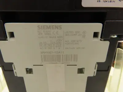 Siemens 3RT1056-6AF36 Motor Starter Contactor 185A 400VAC 120V Coil 3P 2NO+2NC