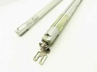Keyence SL-C36H-R | SL-C36H-T Light Curtain Transmitter Receiver Set 700mm 24VDC