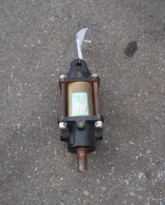 USED WESTCOAST CYLINDERS AC